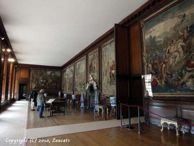 hampton_court11.jpg