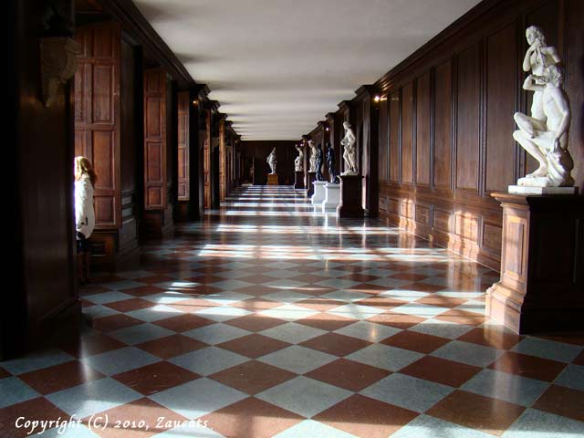 hampton_court11.jpg