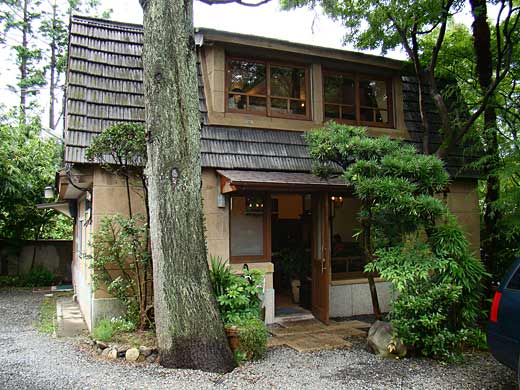shinkokan.jpg