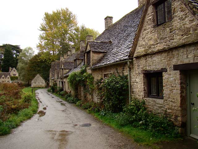 bibury1.jpg