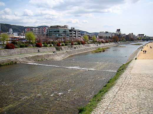 kamogawa.jpg