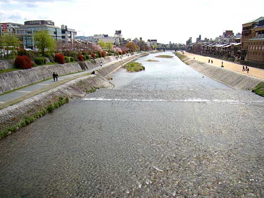 kamogawa.jpg