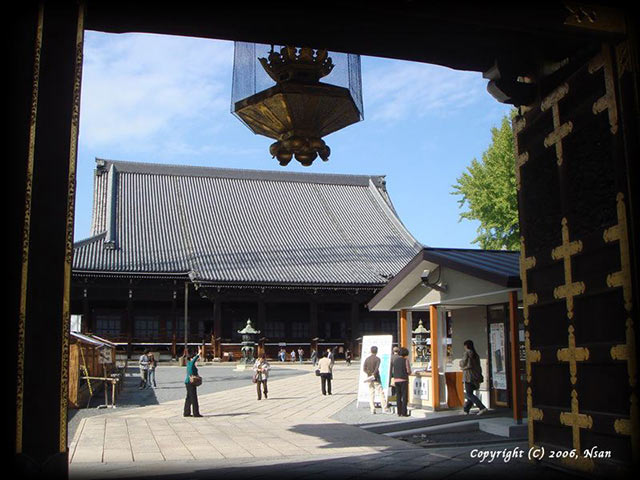 nishihonganji1.jpg