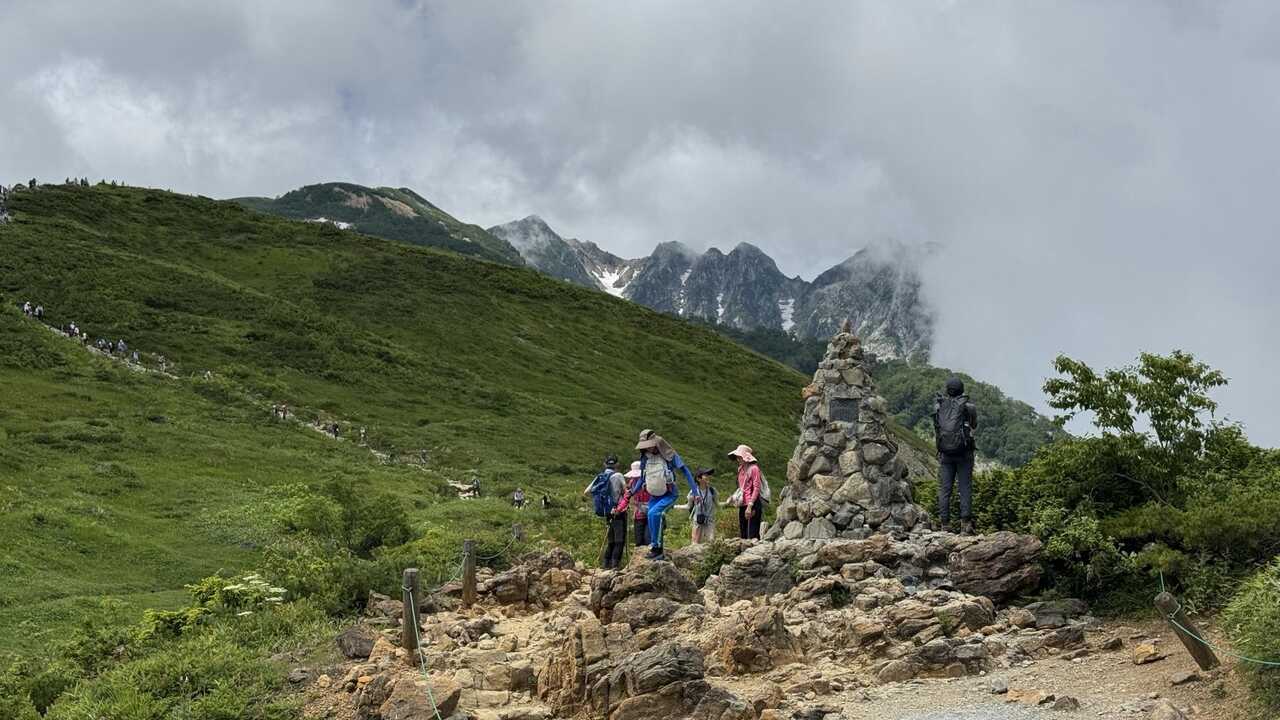 hakuba3zan-2.jpg